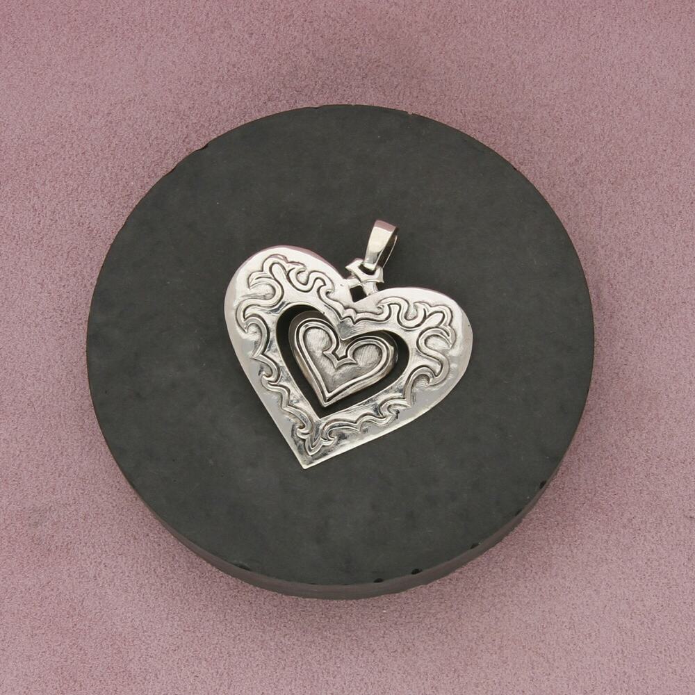 jeep collins sterling silver vintage scroll heart dangle pendant